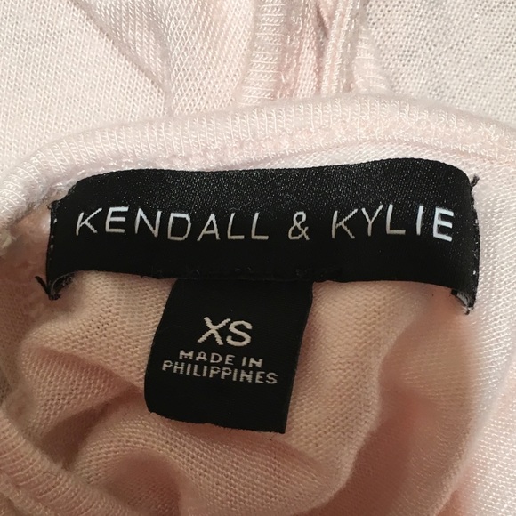 Flowy Strappy Tank Top - Picture 3 of 3